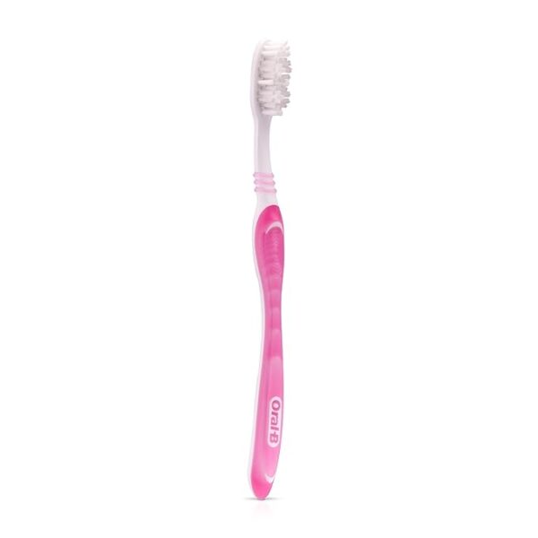 Oral-B Tooth Brush Sensitive - Whitening Soft 1piece